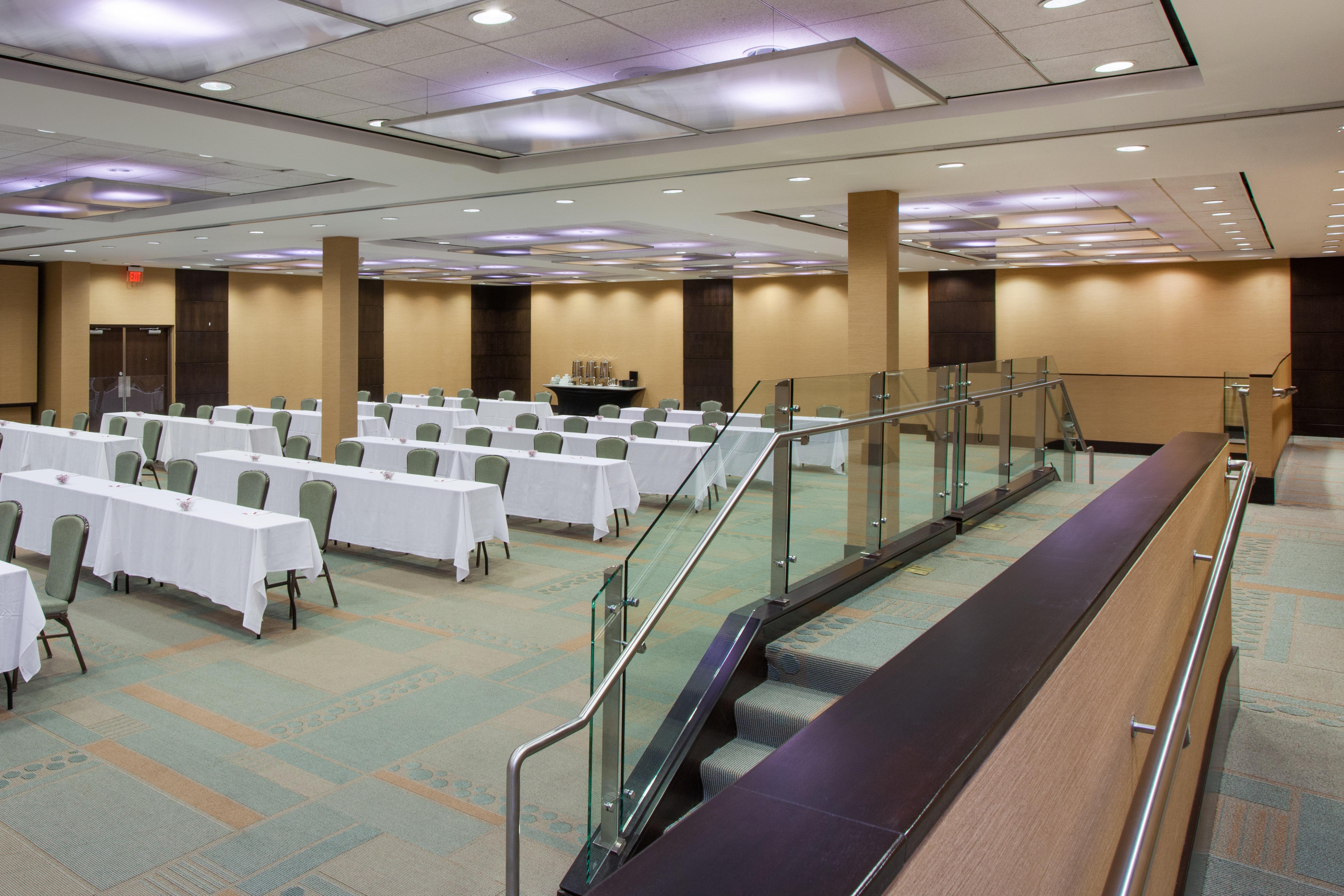 Crowne Plaza Hotel Glen Ellyn/Lombard By Ihg Экстерьер фото